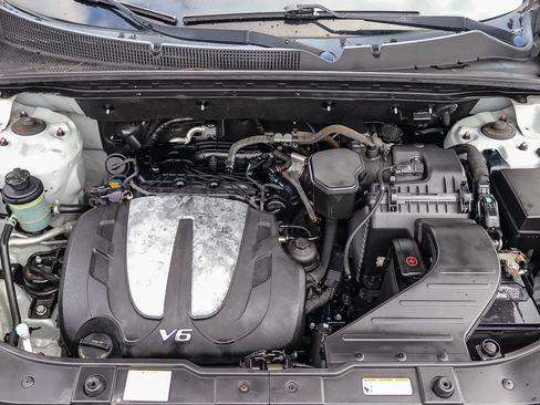 Used 2012 Kia Sorento SX FWD image 26