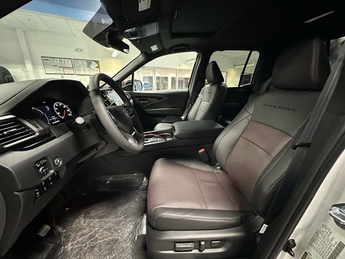 New 2026 Honda Ridgeline Black Edition image 9