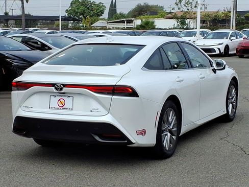 Certified 2024 Toyota Mirai XLE image 4