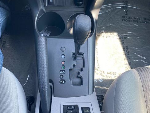 Used 2010 Toyota RAV4 4WD V6 image 21