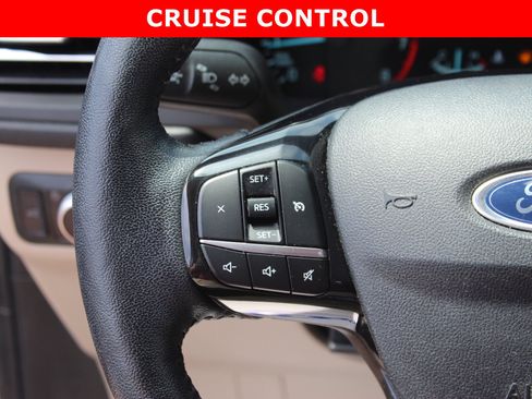 Used 2021 Ford Escape SEL FWD image 18
