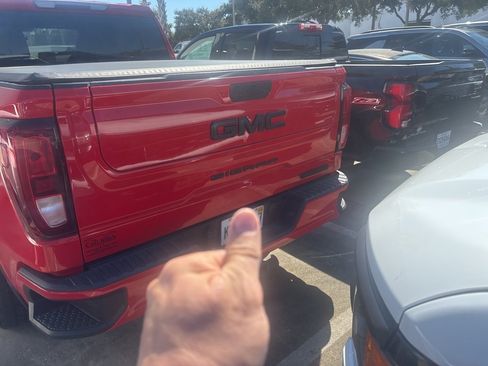 Used 2021 GMC Sierra 1500 Elevation image 11