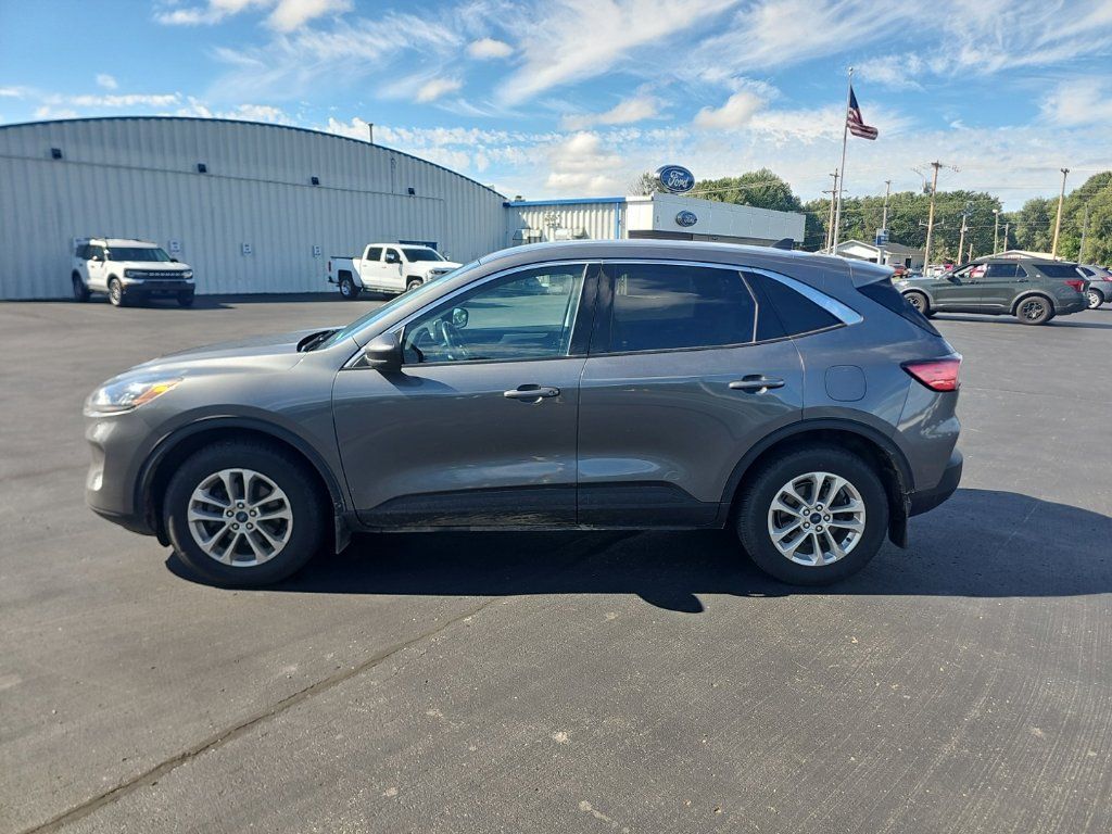 Used 2022 Ford Escape SE w/ Convenience Package AWD/4WD image 4