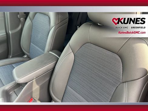 New 2026 Buick Envista Preferred FWD image 21