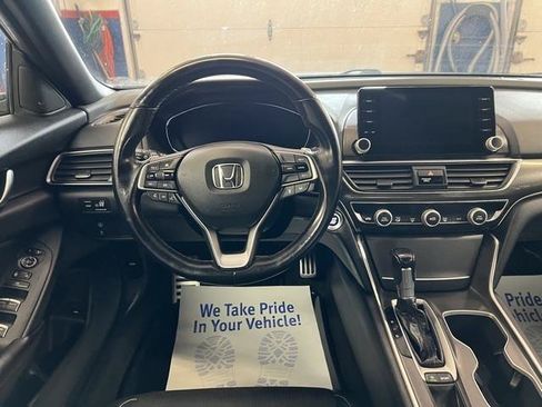 Used 2018 Honda Accord Sport image 7
