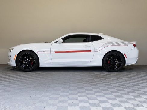 Used 2017 Chevrolet Camaro LT image 7