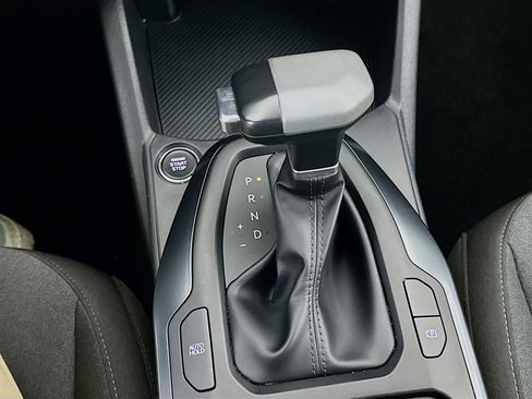 Used 2025 Kia K4 LXS image 25