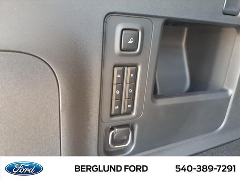New 2026 Ford Expedition Max Platinum w/ Driver's Package AWD/4WD image 12