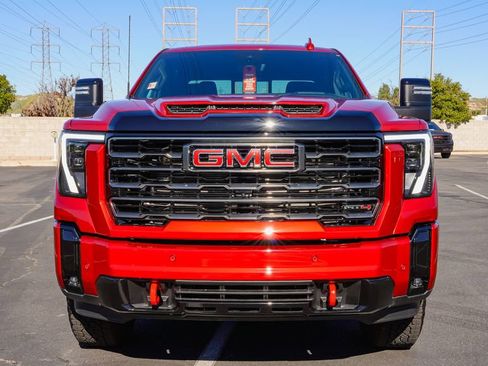 New 2025 GMC Sierra 2500 AT4 w/ AT4 Premium Plus Package image 4