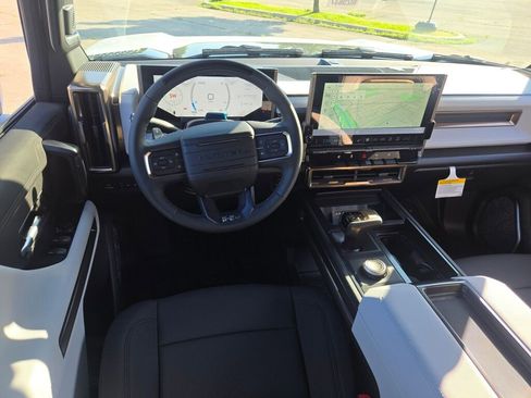 New 2025 GMC Hummer EV 2X image 23