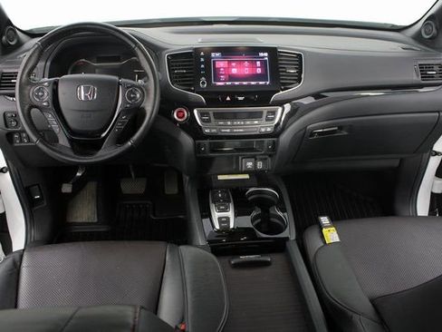 Used 2023 Honda Ridgeline Black Edition image 11