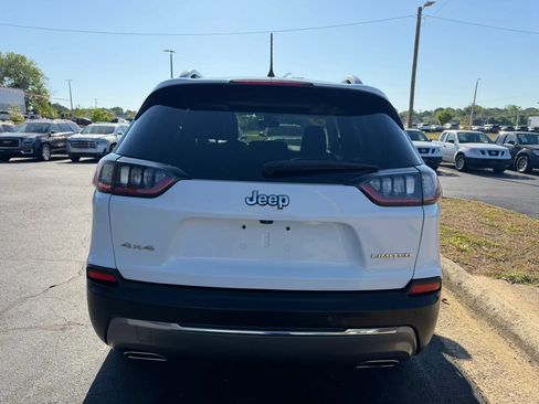 Used 2021 Jeep Cherokee Limited AWD/4WD image 7
