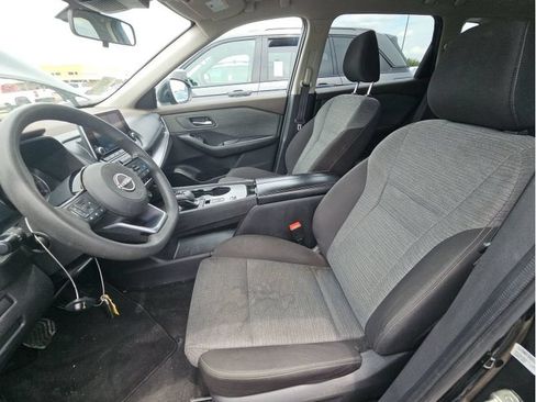 Used 2023 Nissan Rogue SV FWD image 23