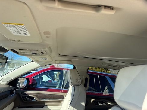Used 2023 GMC Yukon Denali image 4