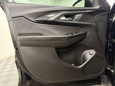 Used 2021 Chevrolet TrailBlazer RS w/ Sun and Liftgate Package image 17