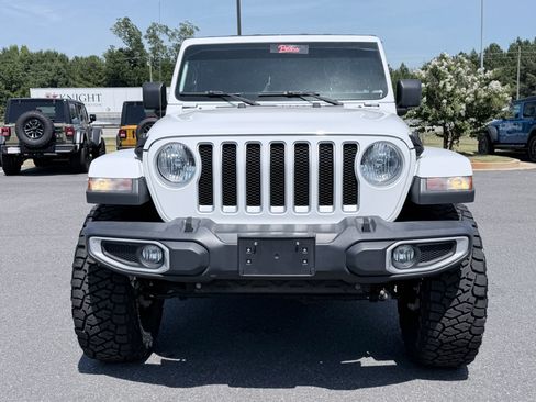 Used 2020 Jeep Wrangler Unlimited Sahara AWD/4WD image 3