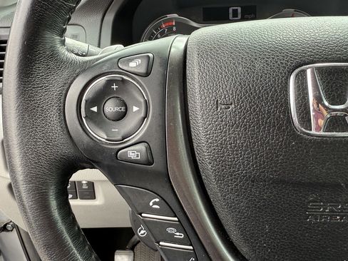 Used 2021 Honda Ridgeline RTL-E image 17