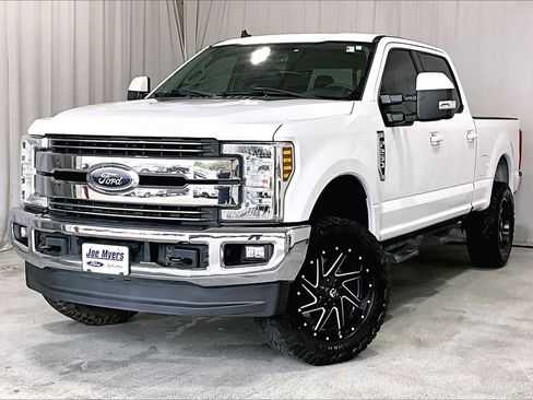 Used 2019 Ford F250 Lariat image 12