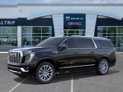 New 2026 GMC Yukon XL Denali w/ Denali Reserve Package image 3