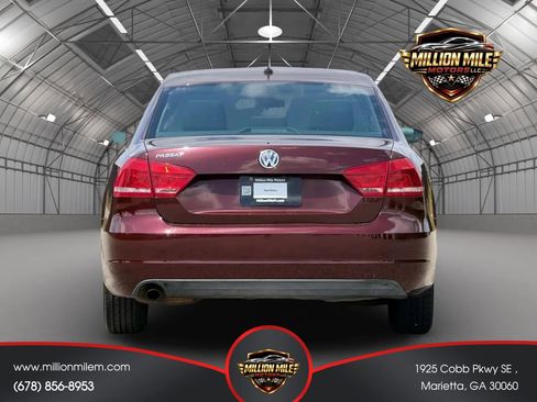 Used 2013 Volkswagen Passat 2.5 S FWD image 4