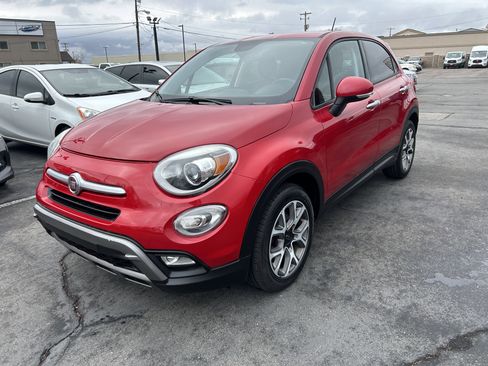 Used 2016 FIAT 500X Trekking image 2