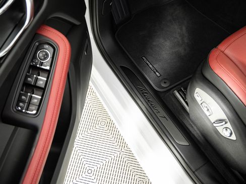 New 2026 Porsche Macan Turbo AWD/4WD image 8