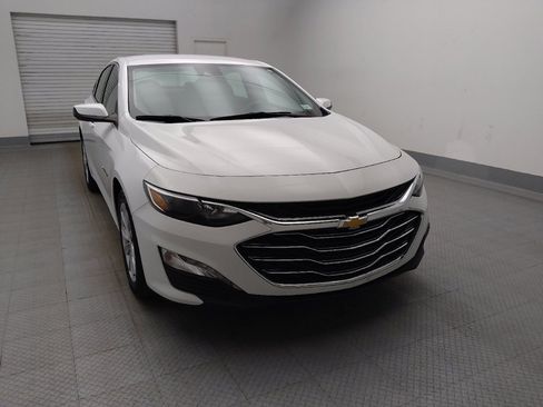 Used 2025 Chevrolet Malibu LT FWD image 14