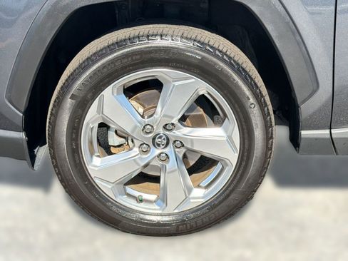 Certified 2021 Toyota RAV4 XLE Premium AWD/4WD image 12