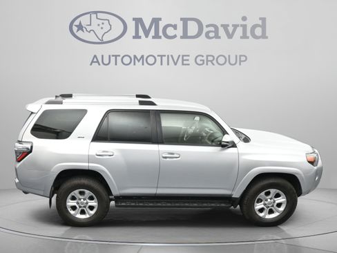 Used 2021 Toyota 4Runner SR5 Premium AWD/4WD image 39