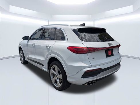 Used 2025 Audi Q5 Premium Plus w/ Premium Plus AWD/4WD image 5
