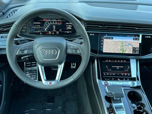 New 2026 Audi SQ8 Prestige image 13