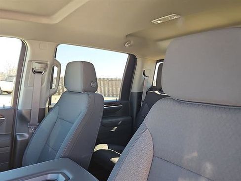 New 2026 GMC Sierra 2500 SLE image 12