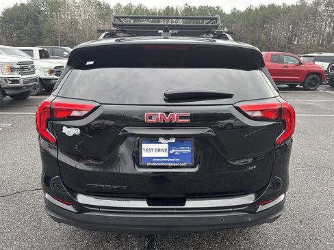 Used 2021 GMC Terrain SLT w/ Elevation Edition image 6
