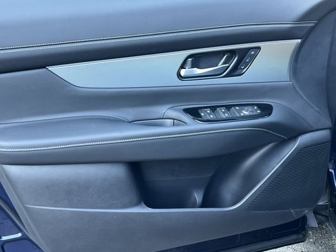 Certified 2025 Nissan Murano SL image 13