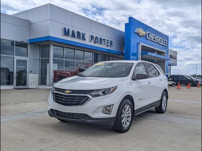 Used 2021 Chevrolet Equinox LS w/ LS Convenience Package