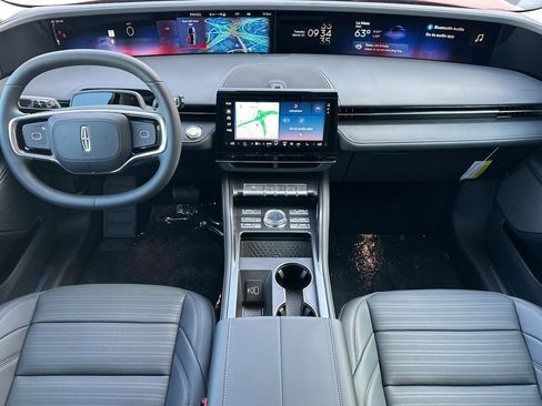 New 2026 Lincoln Nautilus Reserve w/ Jet Appearance Package image 12