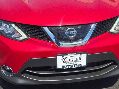 Used 2017 Nissan Rogue Sport SL w/ SL Premium Package AWD/4WD image 5