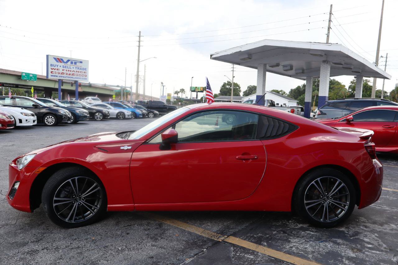 Used 2013 Scion FR-S RWD image 8
