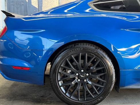 Used 2017 Ford Mustang GT w/ GT Performance Package image 16