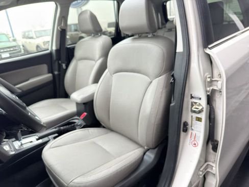 Used 2017 Subaru Forester 2.5i Limited image 17