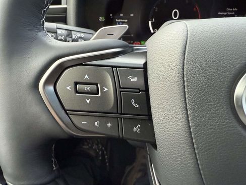 New 2026 Lexus LX 700h Luxury image 18