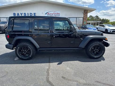 Used 2022 Jeep Wrangler Unlimited Sport AWD/4WD image 8
