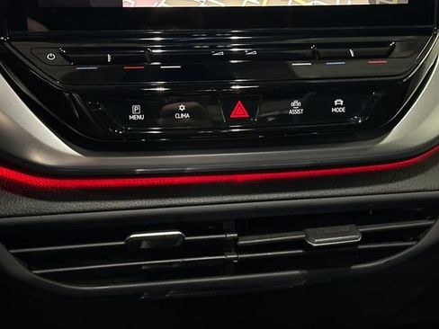 Used 2022 Volkswagen ID.4 Pro image 25