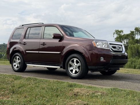 Used 2010 Honda Pilot Touring image 8