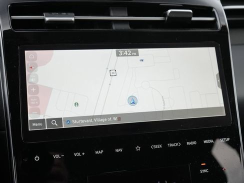 Certified 2024 Hyundai Tucson Limited AWD/4WD image 38