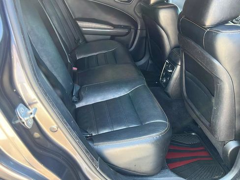 Used 2014 Dodge Charger SXT RWD image 32