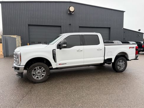 Used 2024 Ford F350 Lariat w/ Lariat Ultimate Package image 14