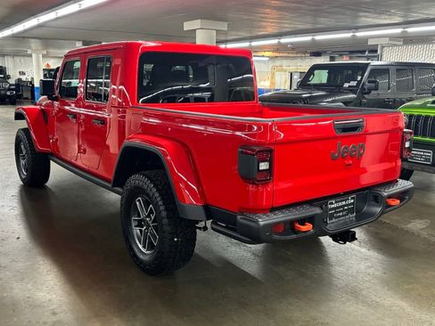 New 2025 Jeep Gladiator Mojave image 4