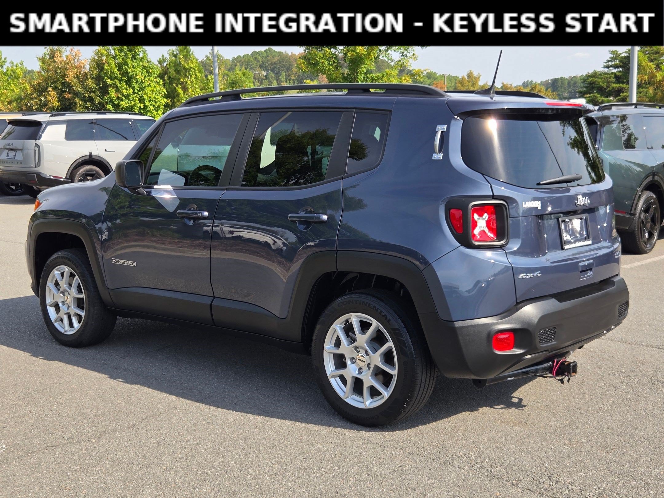 Used 2022 Jeep Renegade Latitude AWD/4WD image 5