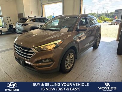 Used 2017 Hyundai Tucson SE w/ SE Popular Package 02